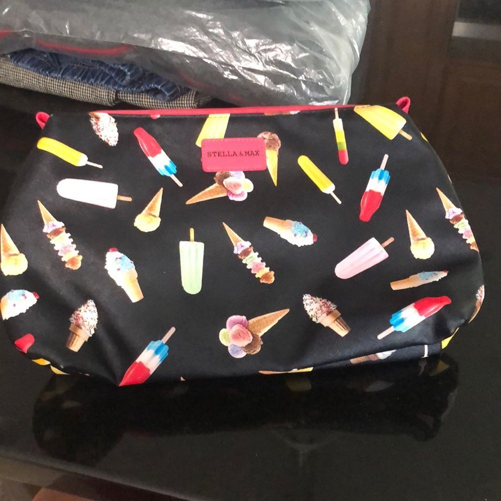 Stella and max large zip top cosmetic bag